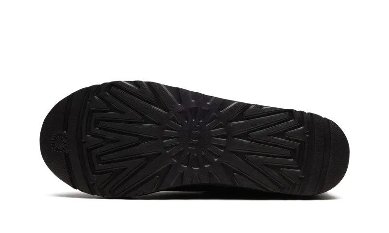 Ugg Tasman Distressed Slide “Burnt Cedar” (1158172-BCDR)
