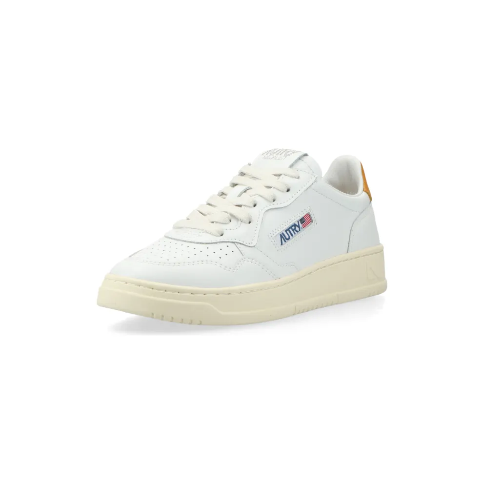 Autry Medalist Low W (leat / cleat white / hny ylw) – AULWLL70