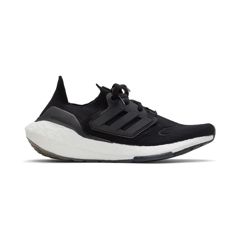 Adidas Ultraboost 22 Core Black / Core Black / Cloud White (GX3062)