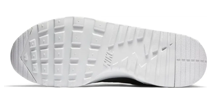 nike-air-max 861674-002