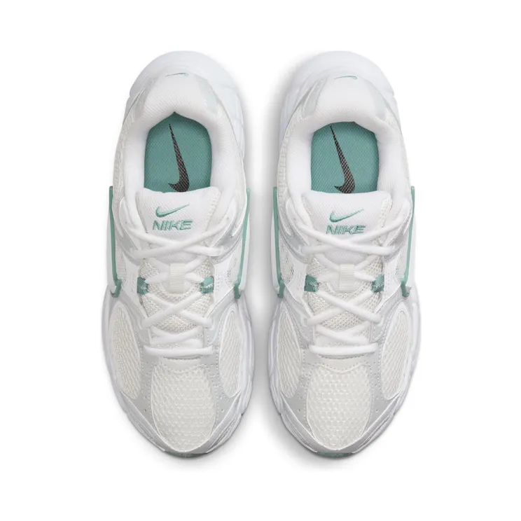nike-v5-rnr HQ7901-106