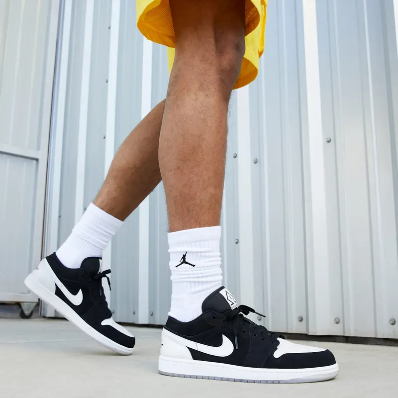 Air Jordan 1 Low Black White Diamond (DH6931-001)