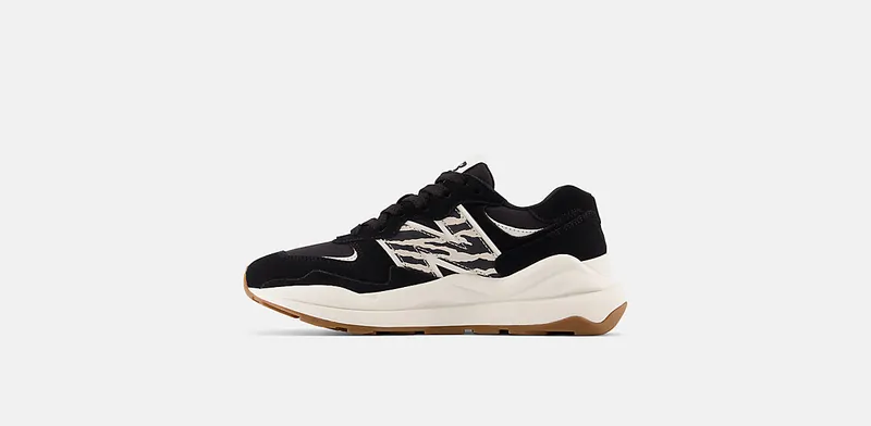 New Balance (W) 57/40 ‘Black Zebra’ (W5740APA)
