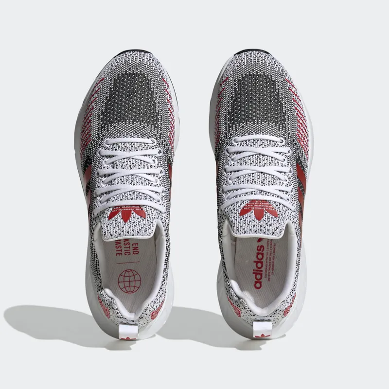 Adidas Swift Run 22 Cloud White / Better Scarlet / Core Black (HP2824)