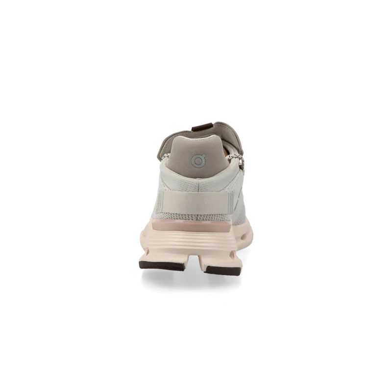 On Cloudnova (pearl / shell) – 26.98124