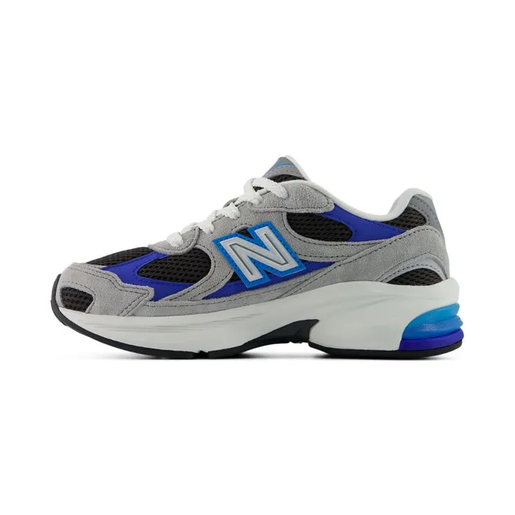new-balance-2010 P2010557