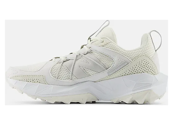 new-balance-tektrel WTTTRSLW