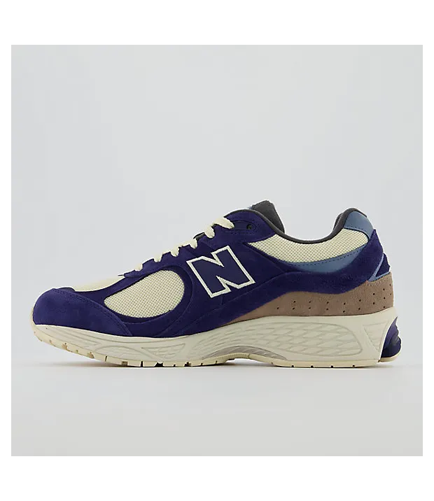 new-balance-2002r M2002RG