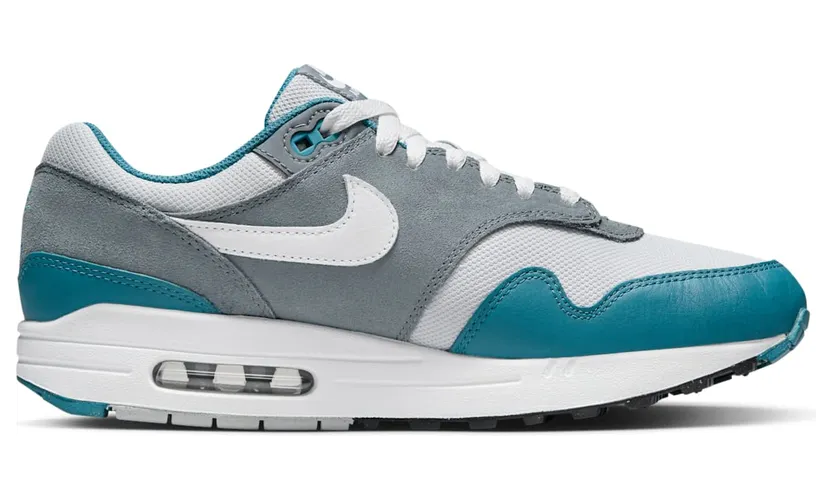 nike-air-max FB9660-001
