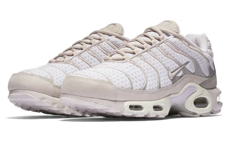 nike-air-max 898018-600