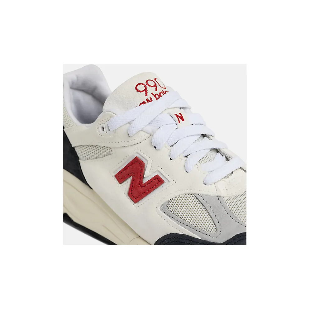 New Balance Off-White & Navy 990V2 (M990TA2)