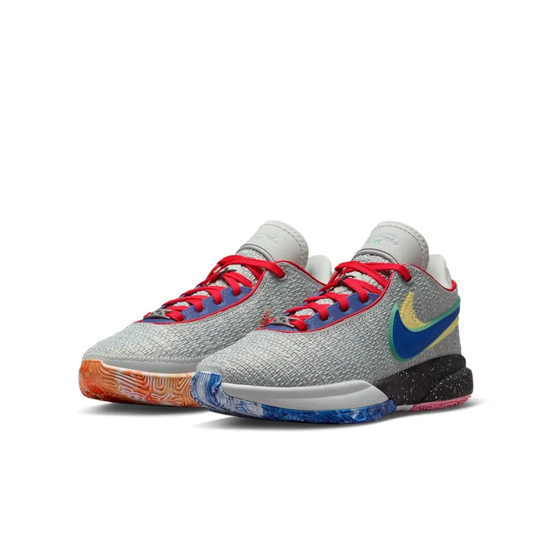 Nike LeBron 20 Nike Lifer (DQ8651-002)