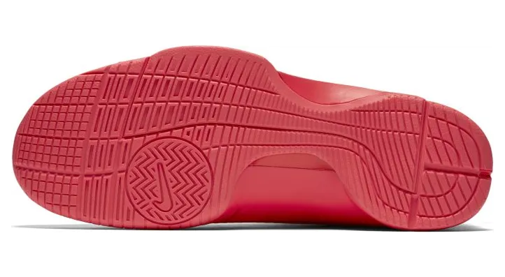 nike-hyperdunk 820321-600