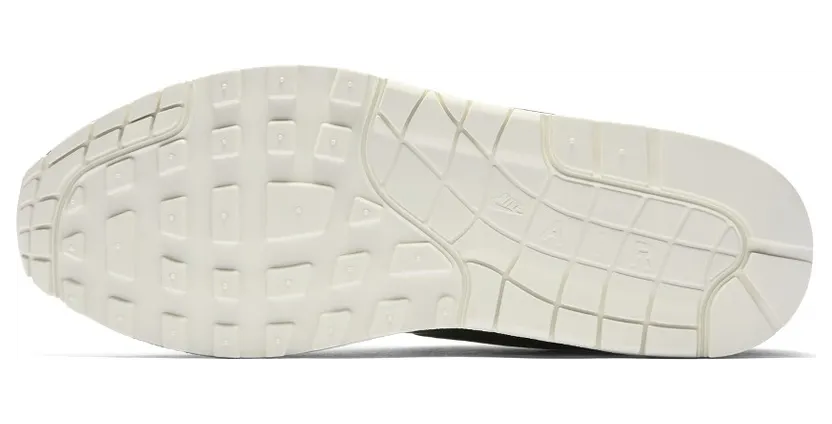 nike-air-max 859554-004