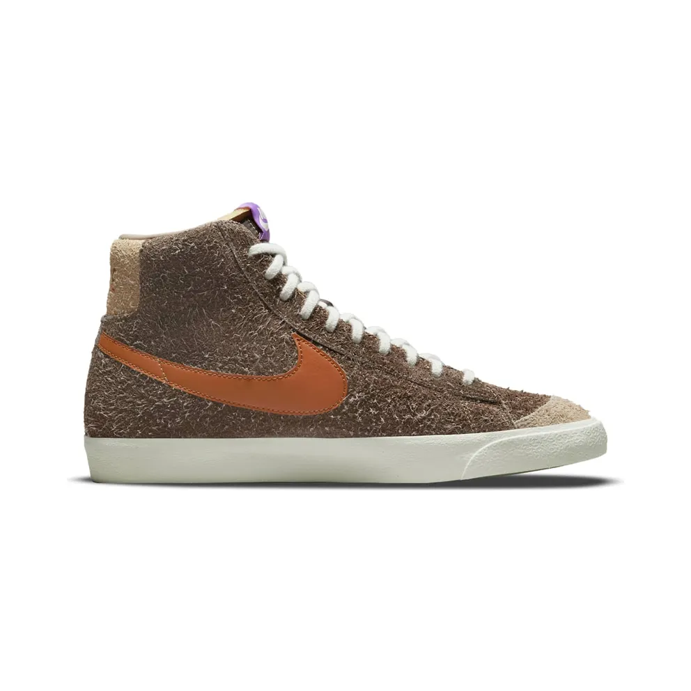 Nike Blazer Mid ’77 Premium Dark Chocolate (DM7581-200)