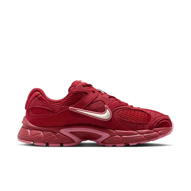 Nike V5 RNR “Team Crimson Peony” (II6294-602)