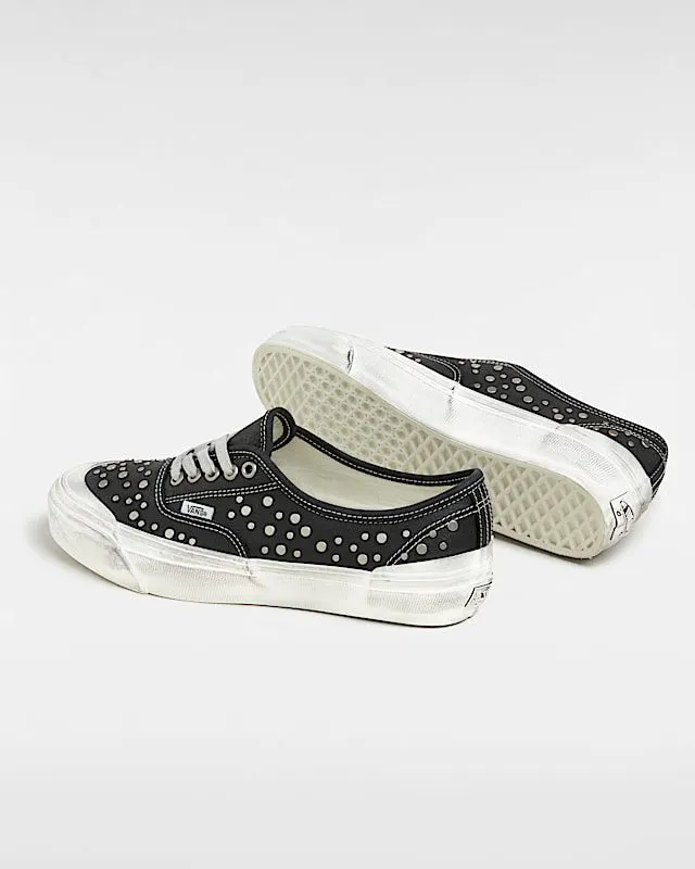 Vans Premium Authentic Nocturnal Black Studded Leather (VN000EGZBPR)