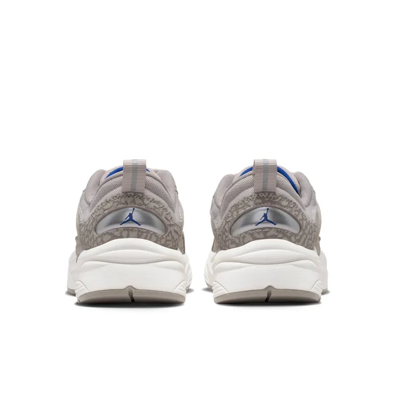 Jordan Trunner O/S “Elephant Print” (IR1839-001)