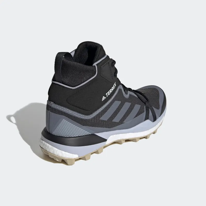 Adidas Terrex Skychaser LT Mid GORE-TEX Core Black / Halo Silver / Halo Blue (FX4679)