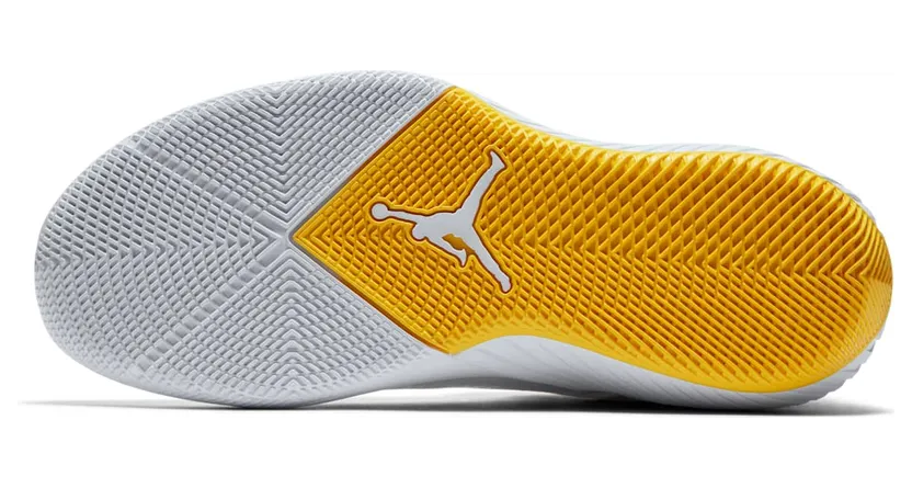 air-jordan-why-not-zer0 AR0043-100
