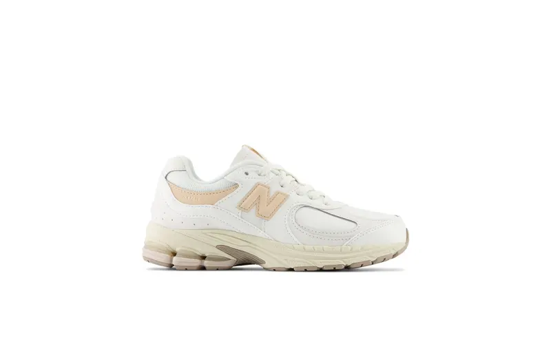 New Balance 2002 GS “Beige / White” (GC2002VF)