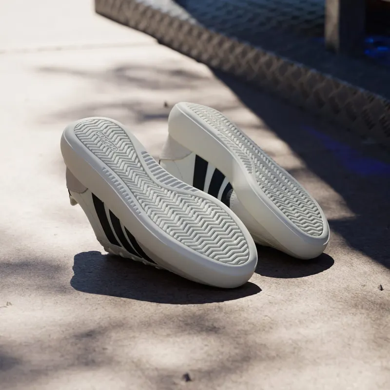 adidas Barreda Decode Off White Core Black (JR3531)