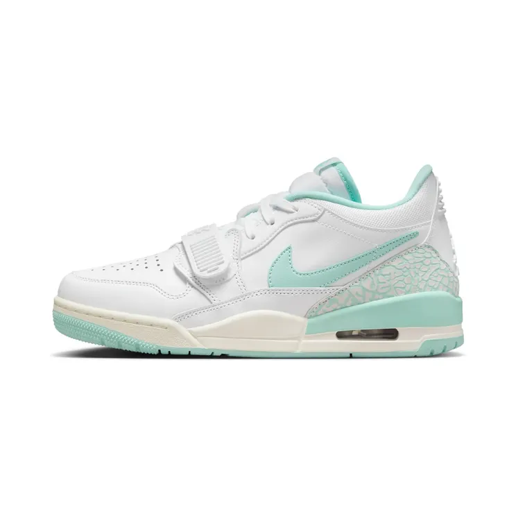 Jordan Legacy 312 Low “White / Sail / Light Dew” (HJ9041-100)
