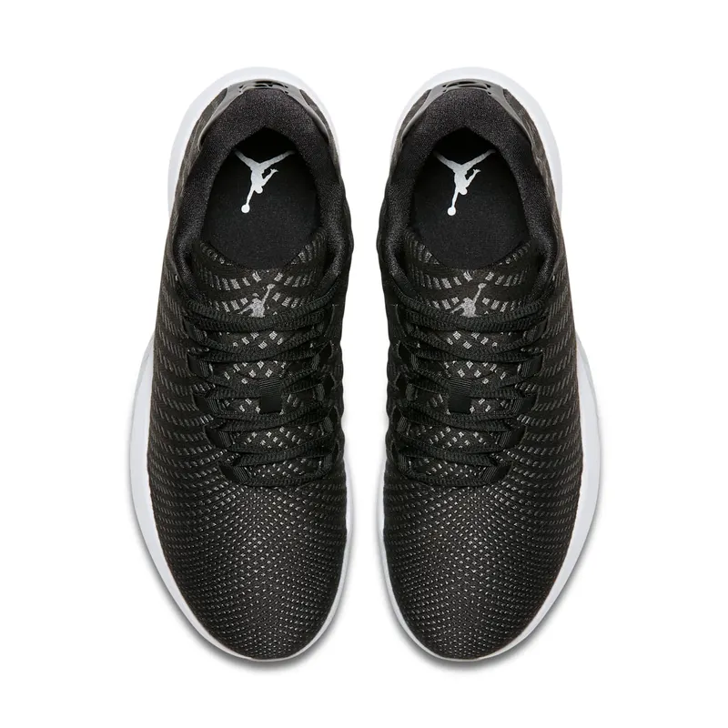 Jordan B.Fly Black/White/Dark Grey (881444-011)