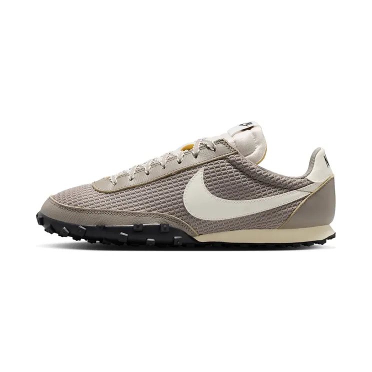 Nike Waffle Racer SE “Moon Fossil / Shadow Brown / Coconut Milk / Sail” (IM8673-001)