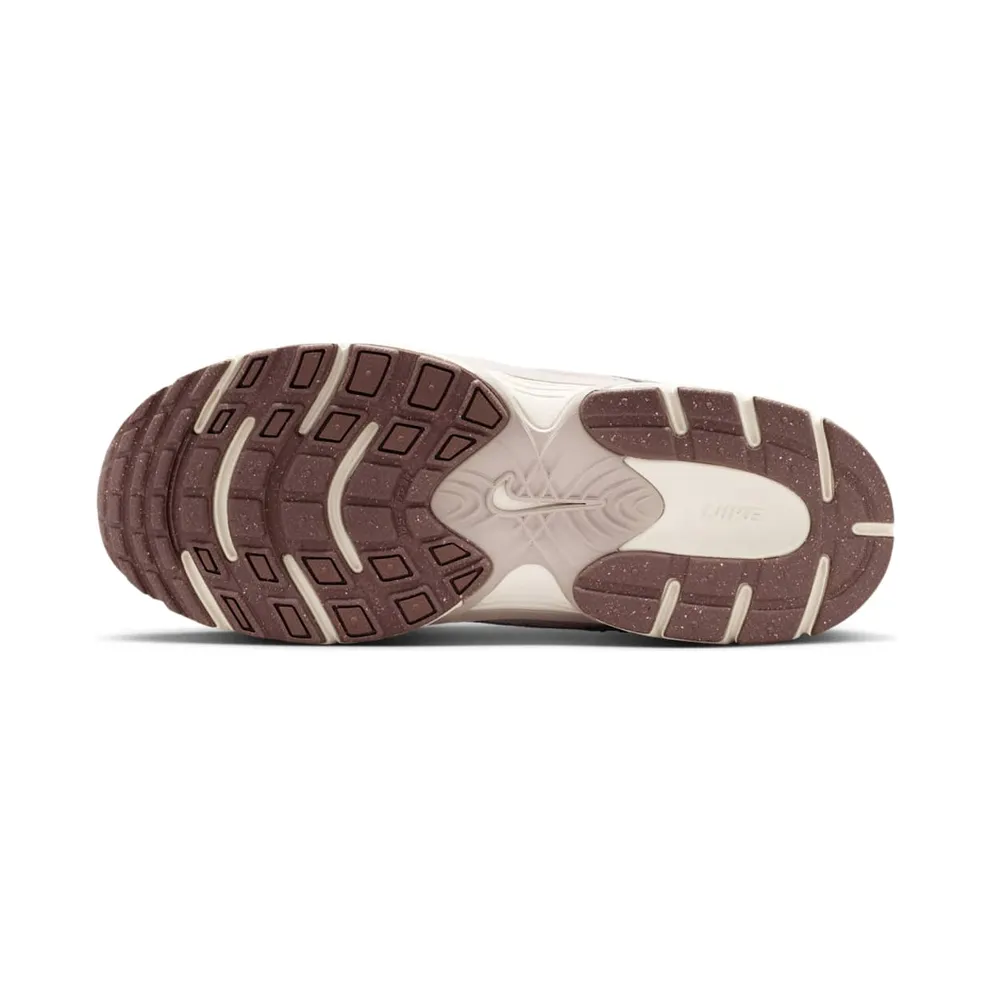 Nike V5 RNR Bruin (HQ6411-201)