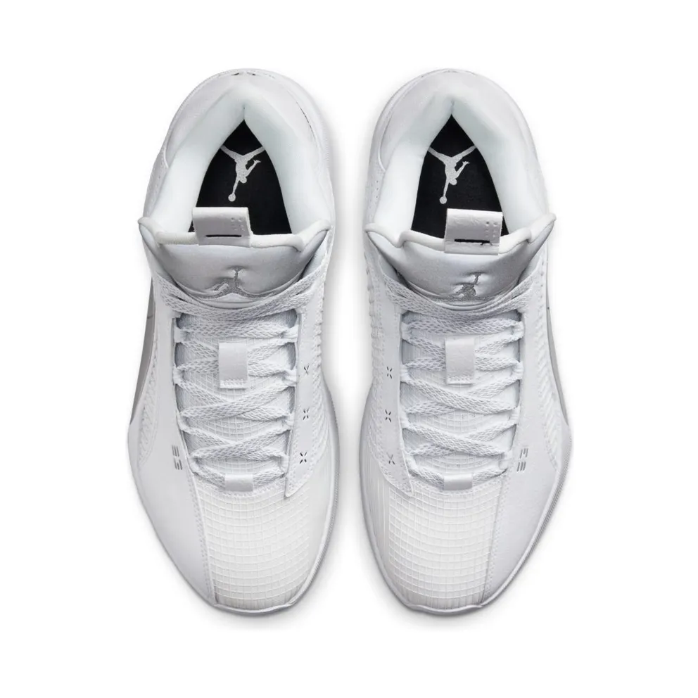 Jordan XXXV Low Metallic Silver (CW2459-100)