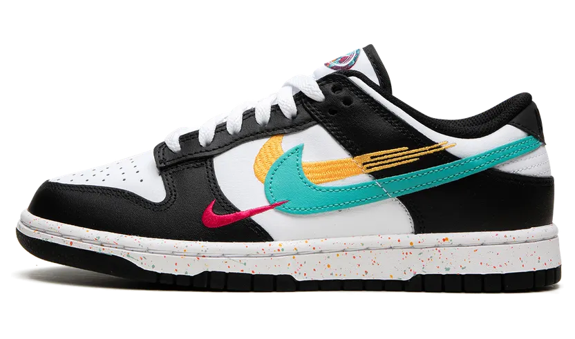 Nike DUNK LO MNS “Lunar New Year – Multi-Swoosh” (FD4623-131)