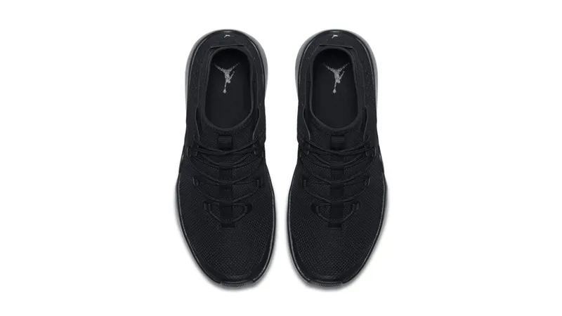 Jordan Express Black/Black Black/Black (897988-011)