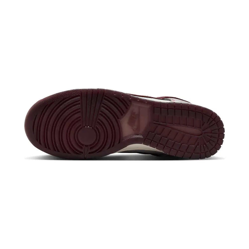 Nike Dunk Low Retro SE “Pure Platinum / Wolf Grey / Team Red / Burgundy Crush” (IH1942-001)