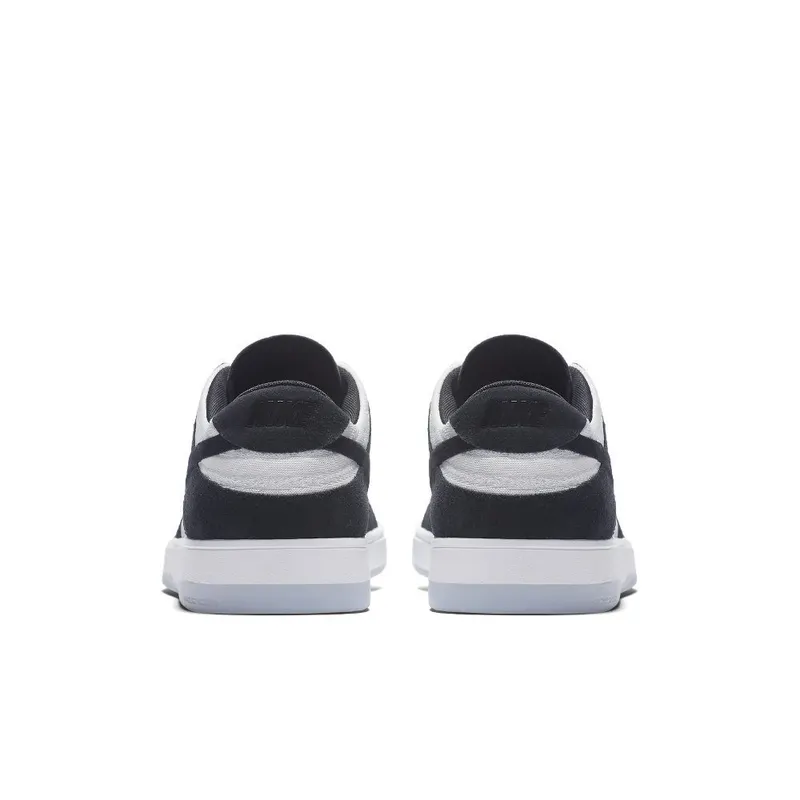 Nike SB Dunk Low Elite Oski Black/Black-White (877063-001)