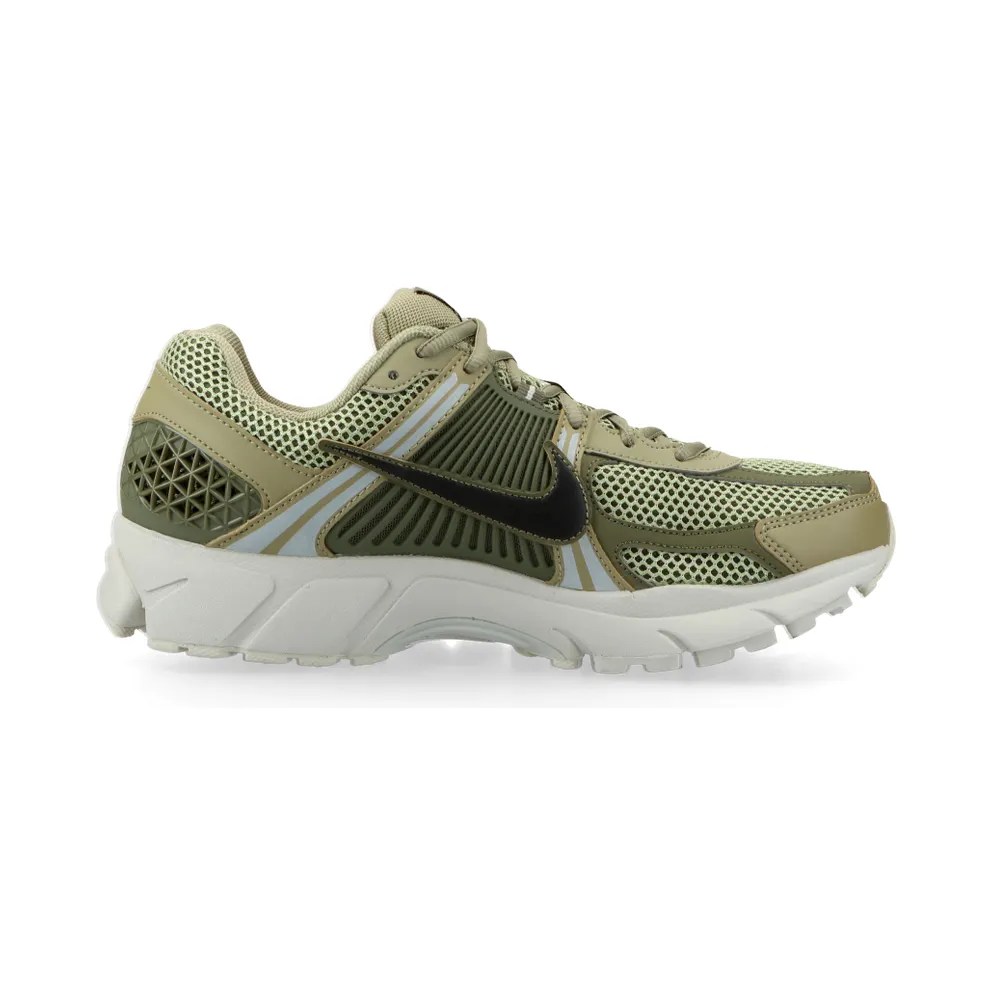 Nike Zoom Vomero 5 (neutral olive / black / medium olive) – FJ1915-200