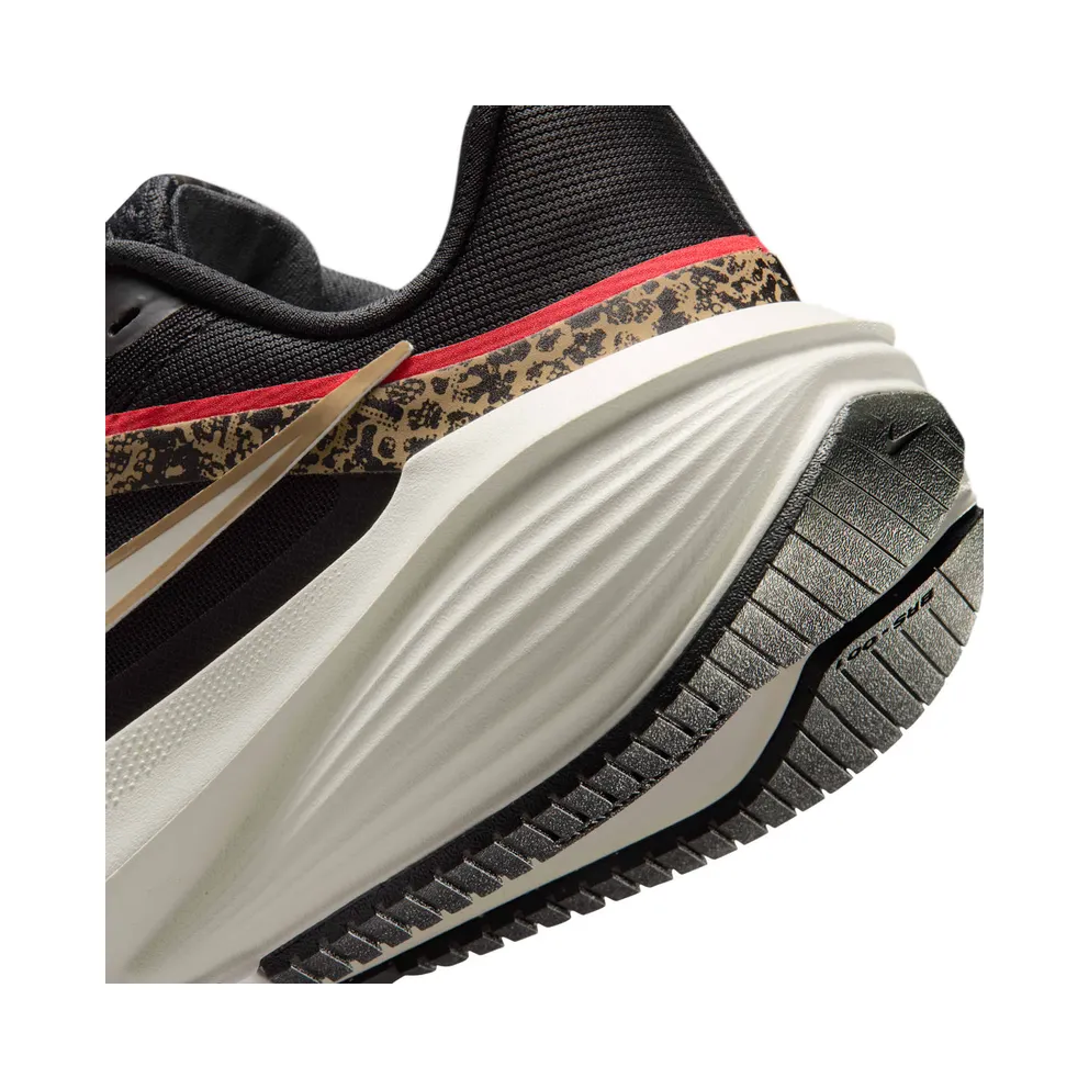 Nike Downshifter Black/British Khaki/Fusion Red/Sail (IR0210-001)