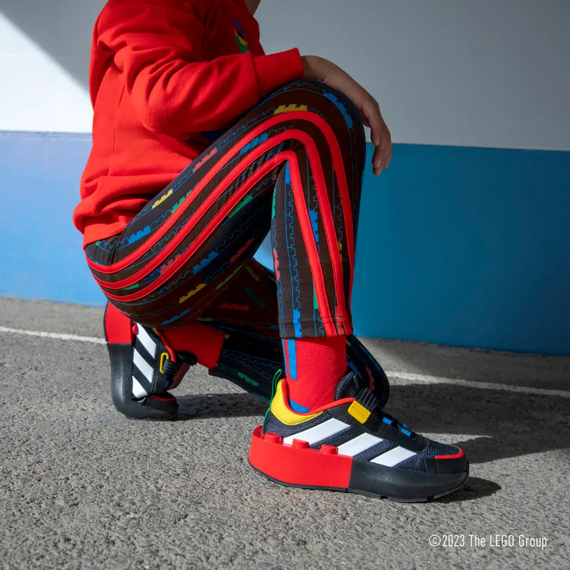 Adidas adidas x LEGO® Tech RNR Lifestyle Elastic Lace and Top Strap Core Black / Cloud White / Red (HP5877)