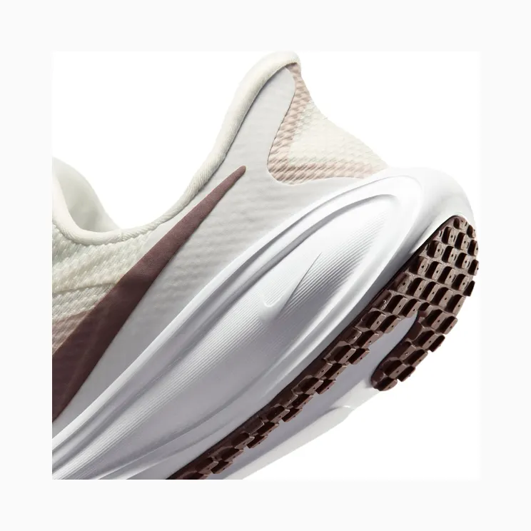 nike-revolution HQ2415-002