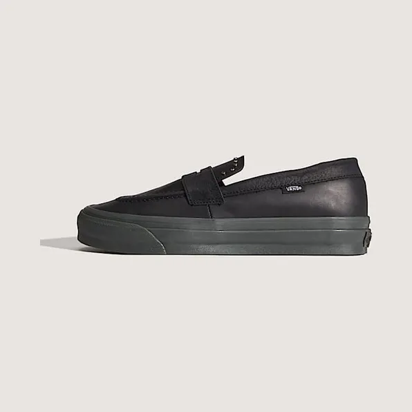 Vans Premium Loafer Hardware Black (VN000VATBLK)