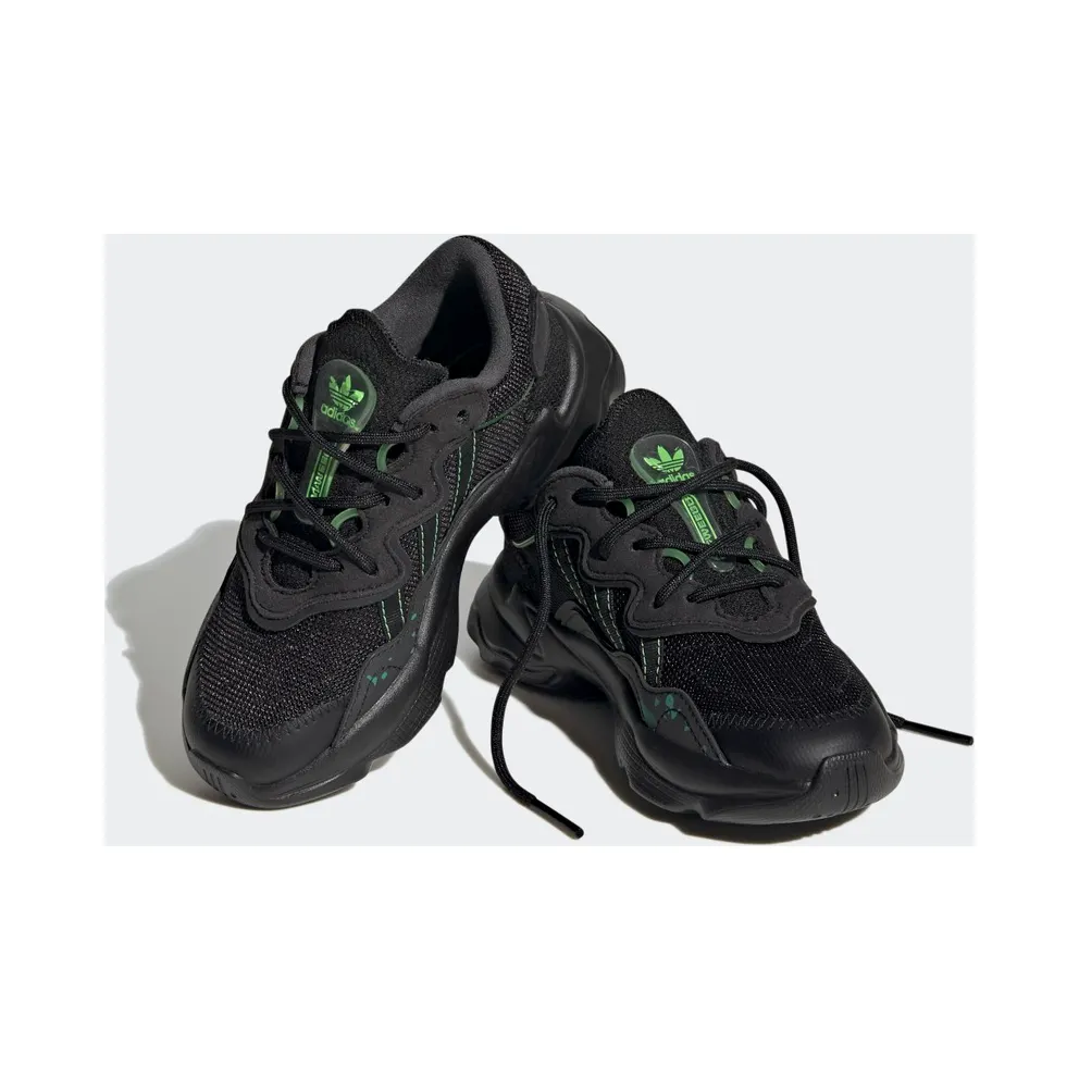 Adidas OZWEEGO Core Black / Core Black / Solar Green (HR0238)