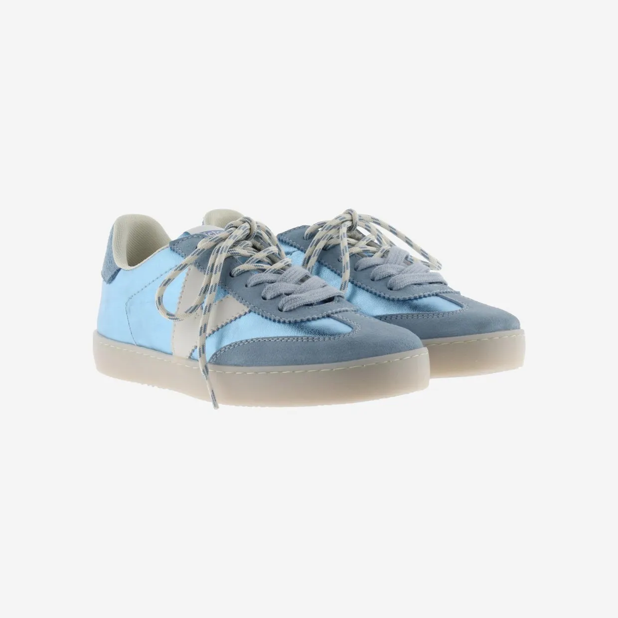 victoria-sneaker 1126235-36