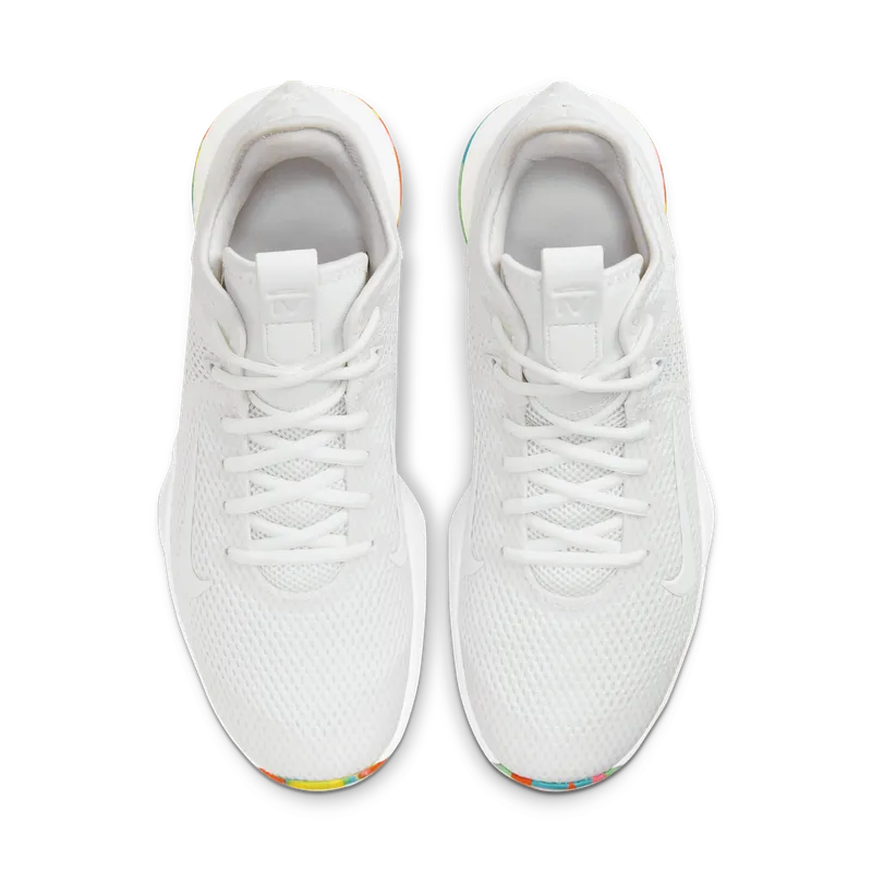 LeBron Witness 4 – White
