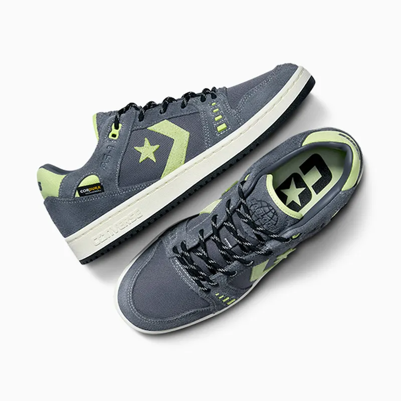 Converse Cons Purple