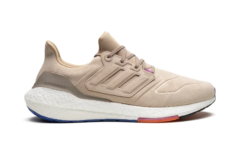 Adidas Ultraboost 22 “Magic Beige” (GX9178)
