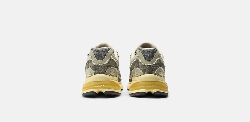 New Balance 2010 “Joe Freshgoods – Bag Lady” (U2010JG1)