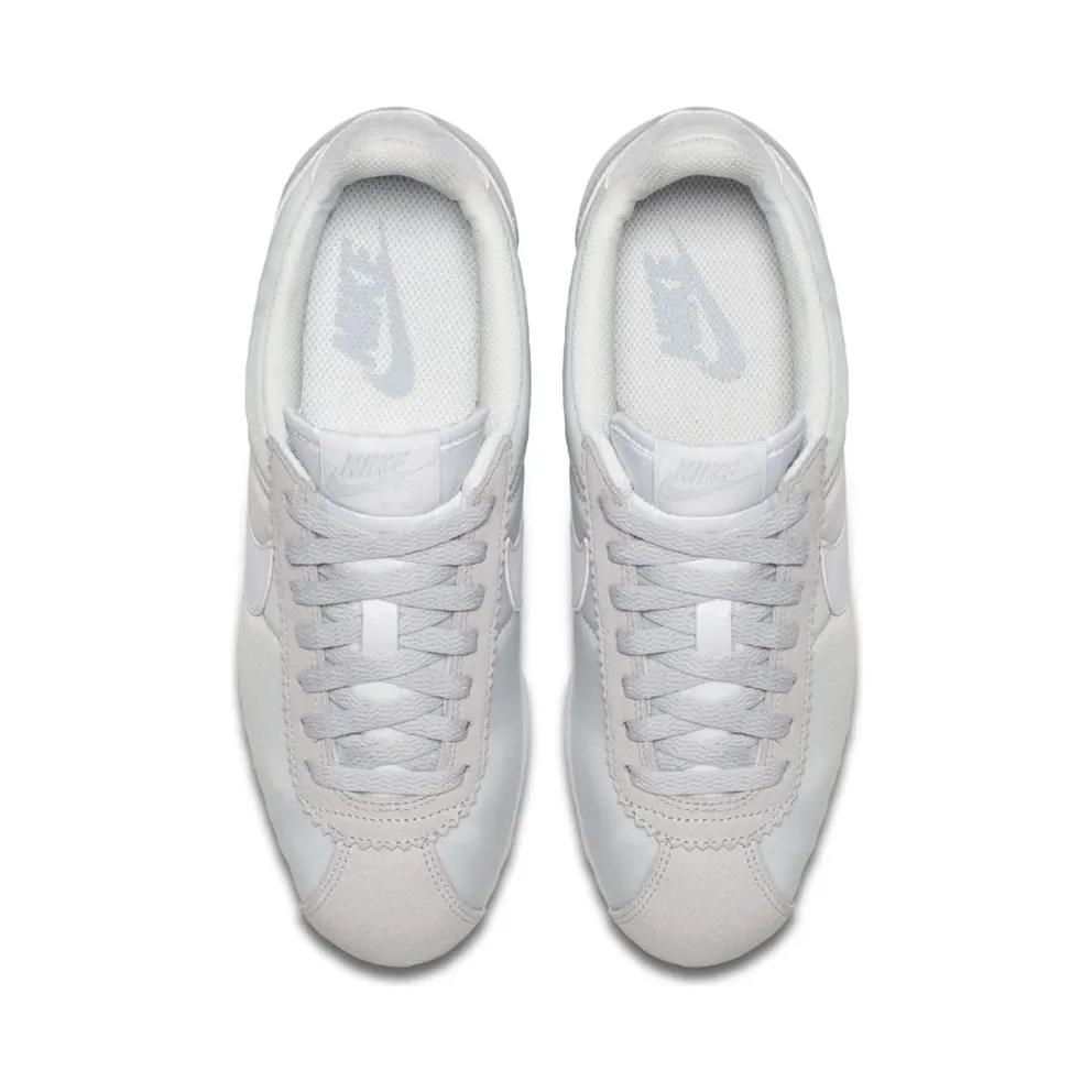 Nike Classic Cortez Nylon Pure Platinum (W) Pure Platinum/White (749864-010)