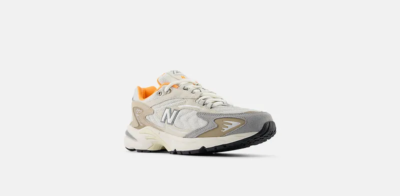 New Balance 725v1 “Sea Salt Hot Mango” (ML725UD)