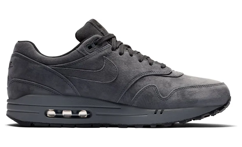 nike-air-max 875844-010