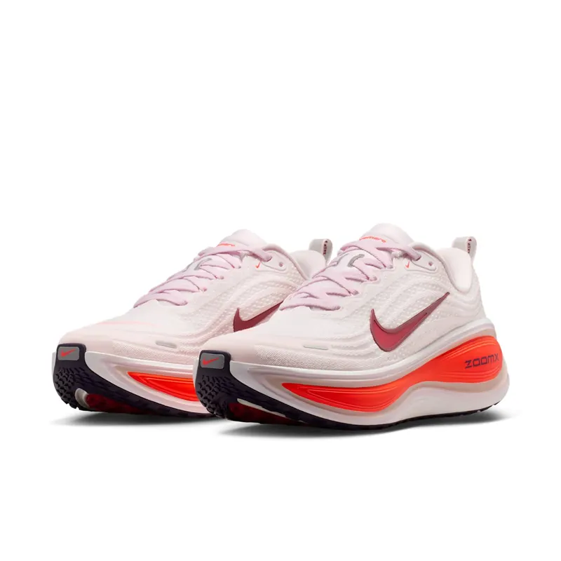 Nike Vomero Plus “Pearl Pink Silt Red” (HV8154-608)